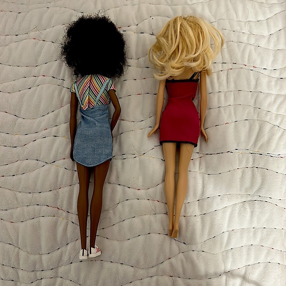 Barbies - Picture 2 of 2